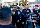 Usai-Upacara,-Polres-Flores-Timur-Bersama-Forkopimda-dan-Tokoh-Masyarakat-Musnahkan-863-Senpira-dan-Sajam-Hasil-Penyerahan-Sukarela-Masyarakat