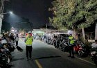 Semangat-Sportivitas-di-Lohayong,-Sat-Lantas-Polres-Flotim-Bantu-Jaga-Kelancaran-Arus-Kendaraan