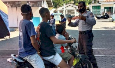 Satgas-Aman-Nusa-II-Polres-Flotim-Nonstop-Cegah-Penularan-COVID-19