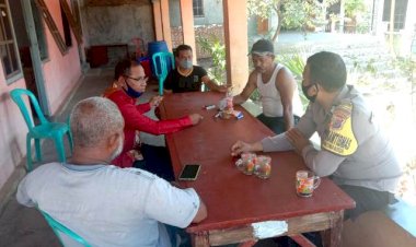 Bhabinkamtibmas-Melyanto-Mbeo-Himbau-Agar-Warga-Tetap-Patuhi-Protokol-Kesehatan