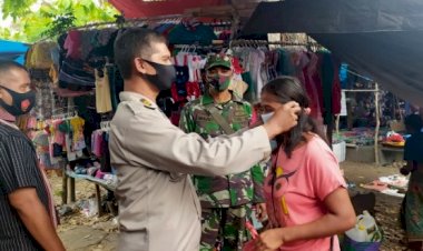 Aman-Nusa-II,-Satgas-Lakukan-Patroli-Dialogis-Seputaran-Kota-Larantuka