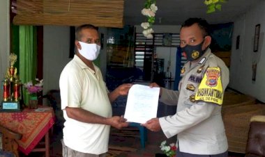 Jelang-NATARU,-Bhabinkamtibmas-Sambang-Warga-Sampaikan-Himbauan-Kamtibmas