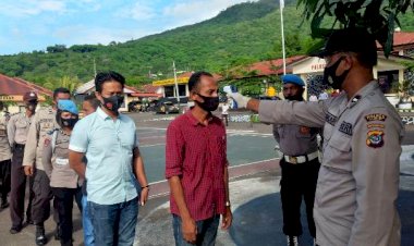 Deteksi-Dini-Penyebaran-Virus-Corona,-Urkes-Polres-Flotim-Lakukan-Screning-Suhu-Tubuh-Personilnya
