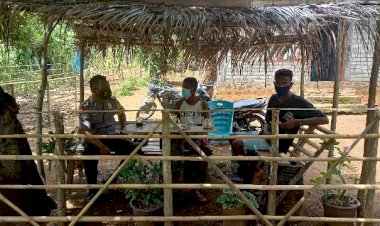 Giat-Rutin,-Bhabinkamtibmas-Sambang-Penggalangan-Warga-Masyarakat-Desa-Liwo