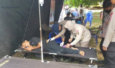 Polri-Beri-Layanan-Kesehatan-Proaktif-Terhadap-Masyarakat-Terdampak-Bencana-di-Adonara-dan-Lembata