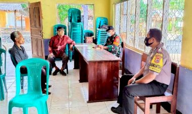 Jalin-Kemitraan,-Bhabinkamtibmas-Desa-Weranggere-Sambang-Kepala-Desa-Dan-Perangkatnya