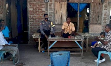 Jalin-Kemitraan,-Bhabinkamtibmas-Silaturahmi-ke-Tokoh-Masyarakat-Desa-Bahinga