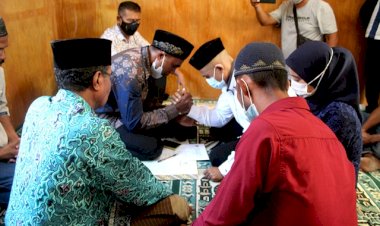 Polres-Flotim-Fasilitasi-Tahanan-Laksanakan-Akad-Nikah