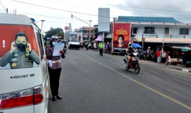 Sat-Lantas-Polres-Flotim,-Himbauan-dan-Sosialisasi-Tertib-Berlalu-Lintas-Serta-Patuhi-Prokes