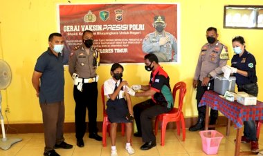 Polres-Flotim-Gelar-Vaksinasi-Tahap-Dua-Dikantor-Lurah-Balela