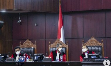 MK-Putuskan-Polisi-Berhentikan-Periksa-Identitas-Orang-Sesuai-Konstitusional