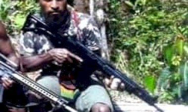 Satgas-Damai-Cartenz-Lakukan-Tindakan-Tegas-ke-Pimpinan-KKB-Ndeotadi-Toni-Tabuni-Karena-Melawan-saat-Ditangkap