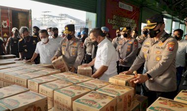 Polri-Gagalkan-8-Kontainer-Minyak-Goreng-Siap-Ekspor-ke-Timor-Leste