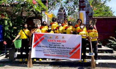 Gelar-Bhakti-Religi,-Polwan-Polres-Flotim-Bersihkan-Tempat-Ibadah