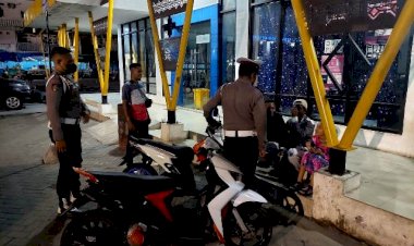 Jaga-Situasi-Kondusif,-Polres-Flotim-Lakukan-Patroli-Dialogis-Seputaran-Kota