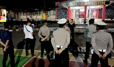 Berikan-Rasa-Aman-Masyarakatnya,-Polres-Flotim-Gelar-Patroli-Malam