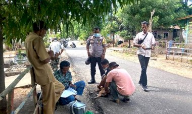 Cegah-Rabies,-Bhabinkamtibmas-Dampingi-Tim-Lakukan-Vaksinasi-Hewan-Peliharaan