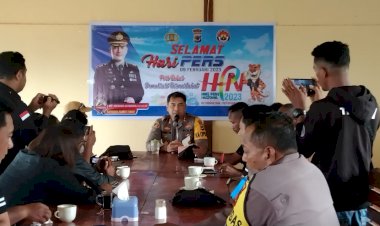 Wujud-Kemitraan-HPN-2023,--Insan-Pers-Kab.-Flotim-Syukuran-Bersama-Kapolres-Flotim