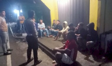 Patroli-Lampu-Biru-Polres-Flotim-Bubarkan-Kerumunan-Remaja