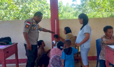 Bhabinkamtibmas-Polsek-Solor-Gelar-Sambang-Dan-Pemantauan-Kegiatan-Posyandu