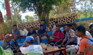 Menjalin-Keakraban-Bhabinkamtibmas-Bersama-Para-Tokoh-Desa-Liwo