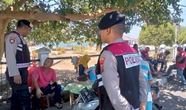 Jamin-Situasi-Aman-Dan-Kondusif,-Sat-Samapta-Polres-Flotim-Lakukan-Giat-Rutin-Patroli-Kota