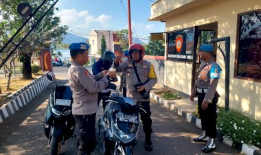 Propam-Polres-Flotim-Sidak-Kelengkapan-Kendaraan-Anggotanya