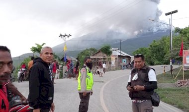 Langkah-Polri-Terkait-naiknya-level-Gunung-Lewotobi-dari-Siaga-ke-Awas.