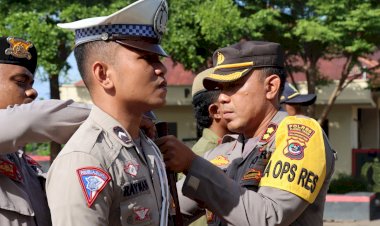 Polres-Flotim-laksanakan-Gelar-Pasukan-Operasi-keselamatan-Turangga-2024-dan-Pencanangan-aksi-keselamatan-jalan.
