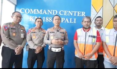Tinjau-Command-Center,-Kakorlantas-Pastikan-Pengamanan-Operasi-Ketupat-Terkoordinasi