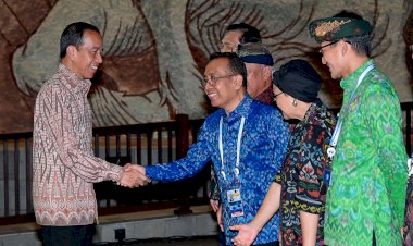 *Presiden-Jokowi-Jamu-Santap-Malam-Para-Pemimpin-dan-Delegasi-KTT-WWF-Ke-10-di-GWK*