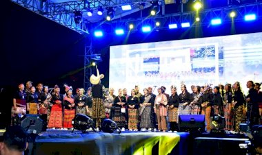 Pagelaran-Budaya-Bhayangkara-2024:-Polda-NTT-Rayakan-Warisan-Budaya-dan-Inovasi-Teknologi