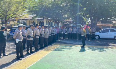 Patroli-Dialogis-Polres-Flotim-Sampaikan-Pesan-Kamtibmas-Dalam-Rangka-Cipta-Kondisi-Menyonsong-Pilkada-2024