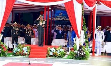 Kapolri-Hadiri-HUT-ke-79-TNI-AL