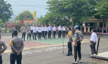 Pasca-Pungut-Hitung,-Pengamanan-Rekapitulasi-di-PPK-Dalam-Rangka-Pilkada-Kab-Flotim-2024-Berjalan-Aman