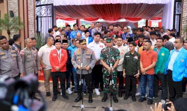 Kapolri-dan-Panglima-TNI-Buka-Kegiatan-Baksos-Presisi-:-Pastikan-Kebutuhan-Pokok-Terjaga-Selama-Ramadan