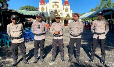Polres-Flores-Timur-Aktif-Lakukan-Pengamanan-Gereja-Sepanjang-Pekan-Suci