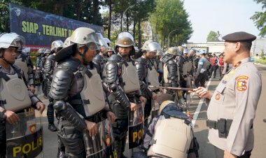 Apel-Pengecekan-kesiapan-personel-Korsabhara-Baharkam-Polri-dalam-pengamanan-May-day-(hari-buruh)