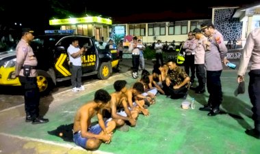 Operasi-Pekat-dan-cegah-aksi-premanisme:-Delapan-Remaja-Diamankan-Saat-Tenggak-Miras-di-Pelabuhan-Larantuka