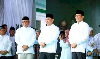 Kapolri-Serahkan-9.648-Hewan-Kurban-Untuk-Masyarakat