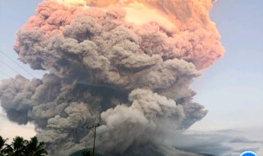 Gunung-Lewotobi-Laki-Laki-Meletus-Setinggi-10.000-Meter,-Polres-Flotim-Imbau-Warga-Tetap-Waspada