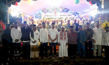 Kapolres-Flores-Timur-Hadiri-Peringatan-Maulid-Nabi-di-Masjid-Agung-As-Syuhada-Larantuka