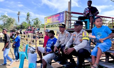Polres-Flores-Timur-Amankan-Pertandingan-Liga-1-Askab-PSSI-di-Lapangan-Gawerato