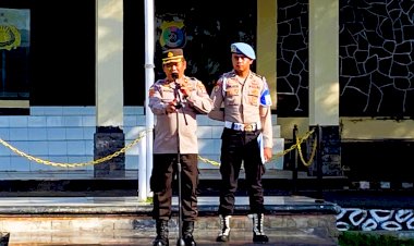 Waka-Polres-Flores-Timur-Tekankan-Disiplin-dan-Kepedulian-Anggota-Saat-Apel-Jam-Pimpinan