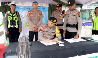 Kapolres-Flotim-AKBP-Adhitya-Octorio-Putra-Tinjau-Langsung-Pos-Pengamanan-Ops-Ketupat-Turangga-2026