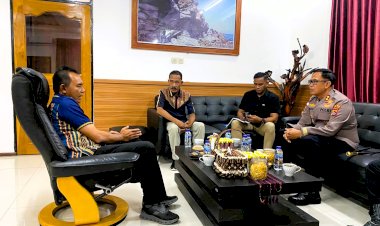Di-Hari-Pertama-Menjabat-sebagai-Kapolres-Flores-Timur,-AKBP-Gede-Putra-Yase-Sowan-ke-Bupati