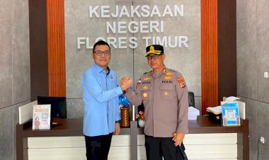 Silaturahmi-ke-Kejaksaan-dan-Pengadilan,-Kapolres-Flores-Timur-AKBP-Gede-Putra-Yase-Perkuat-Sinergi