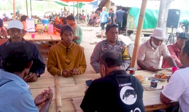 Bhabinkamtibmas-Polsek-Wulanggitang-Aktif-Sambangi-Petani,-Ingatkan-Bahaya-Karhutla-dan-Aktivitas-Gunung-Api