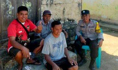 Sambangi-Warga-Naraosina,-Bhabinkamtibmas-Ajak-Anak-Muda-Jaga-Kamtibmas