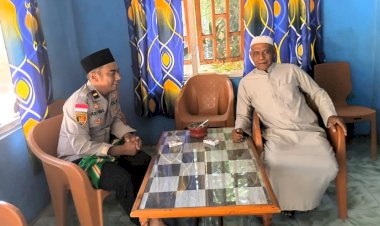 Jaga-Kerukunan-dari-Desa,-Kapolsek-Adonara-Barat-Rangkul-Tokoh-Agama